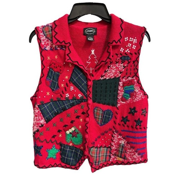Designer Originals Studio Red Embroidered Christmas Button Up Sweater Vest PS - Picture 3 of 7